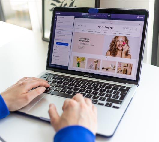 How Does VelanApps Deliver Website Redesign Services for Businesses?